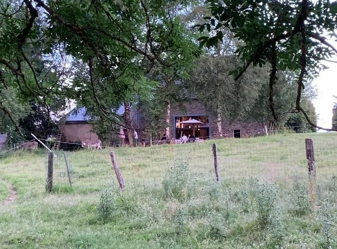 Ferme Du Grand Frêne Hébergement de vacances Naomé